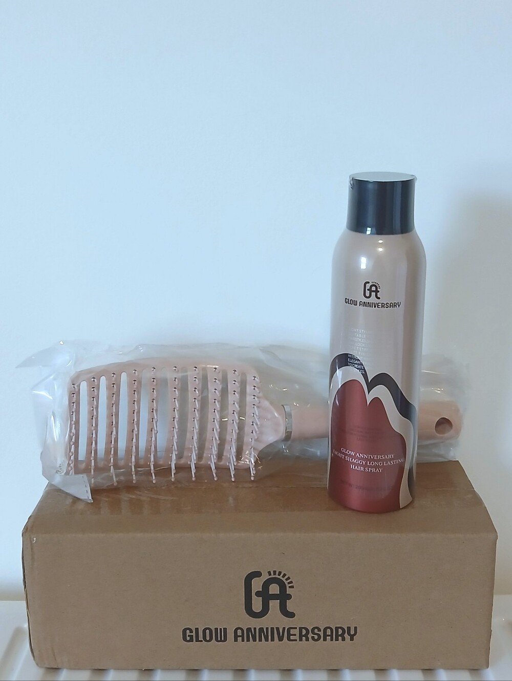 Glow Anniversary Light Shaggy Hairspray & Brush Set NIB